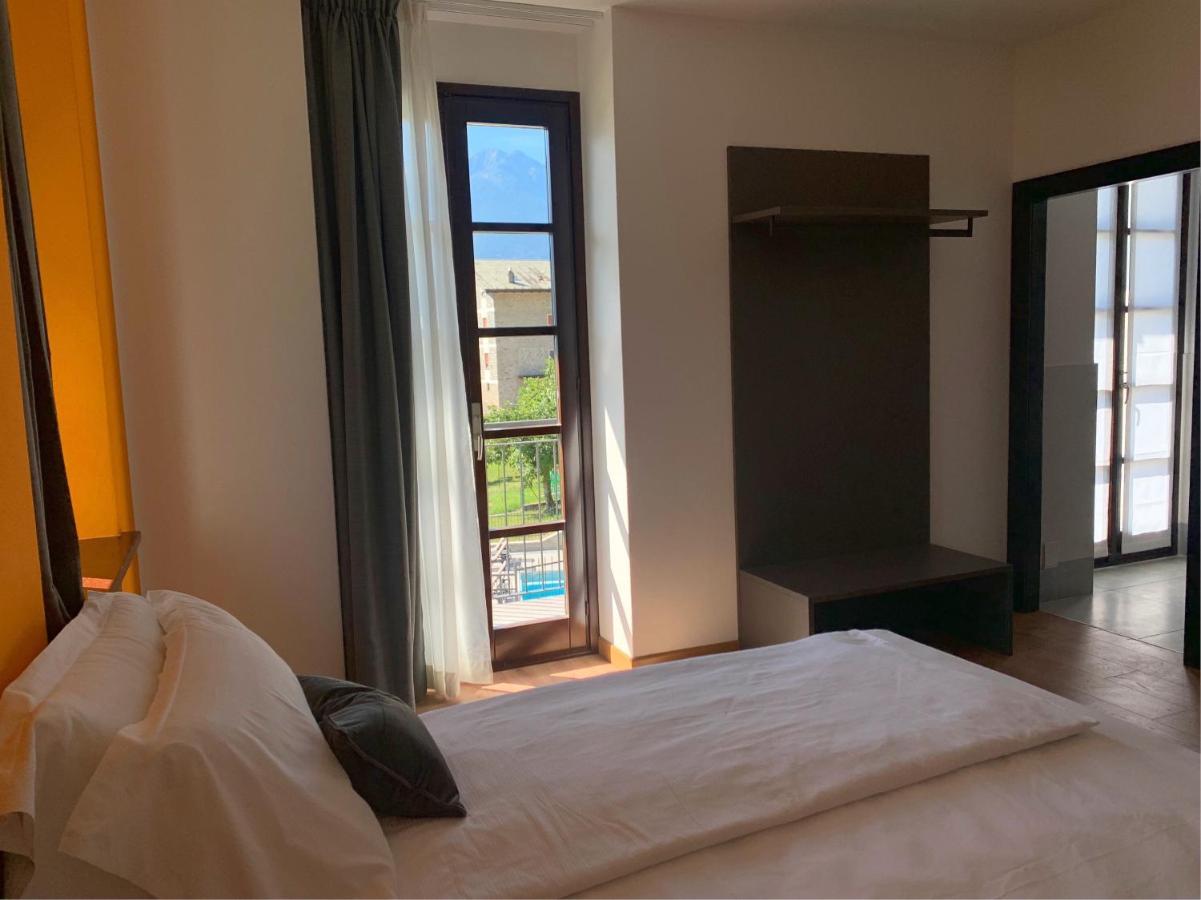 Guest House Le Cassandre Sondrio Buitenkant foto