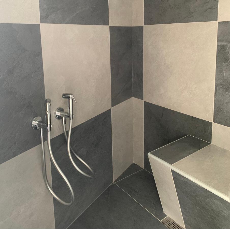 Guest House Le Cassandre Sondrio Buitenkant foto