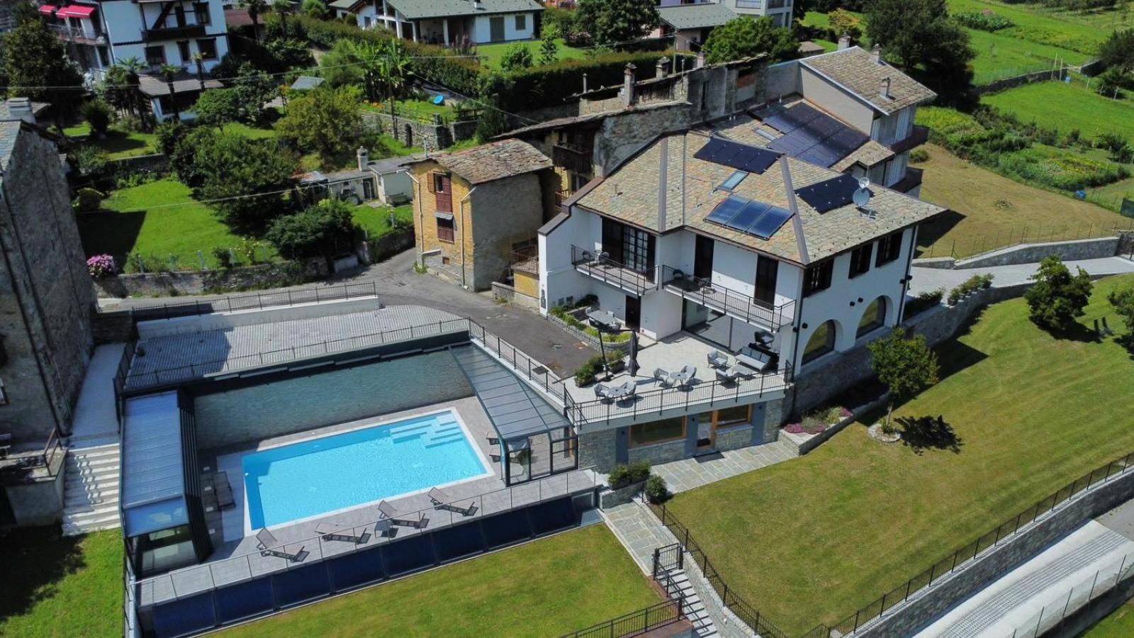 Guest House Le Cassandre Sondrio Buitenkant foto